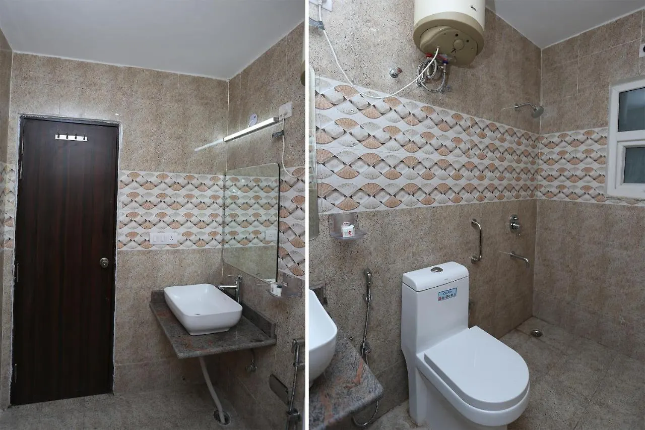 Oyo Flagship 12081 Palm Garden Suites Gurgaon