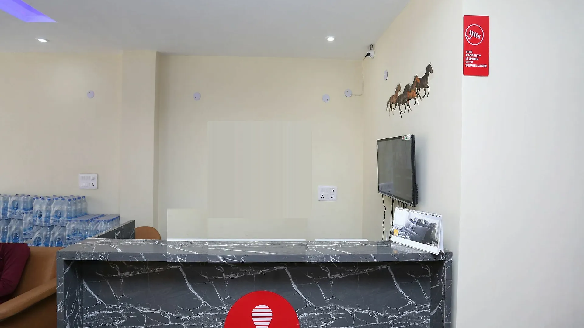 Oyo Flagship 12081 Palm Garden Suites Gurgaon Hotel